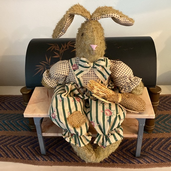Vintage Primitive/Folk Art/Country “Bunny in Bloomers” - Picture 2 of 16